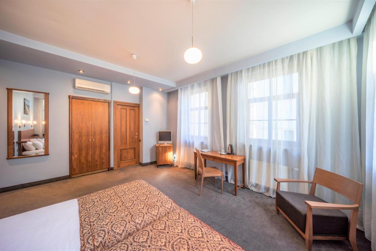 Rija Riga City Hotel Екстер'єр фото