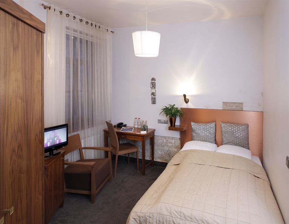 Rija Riga City Hotel Екстер'єр фото